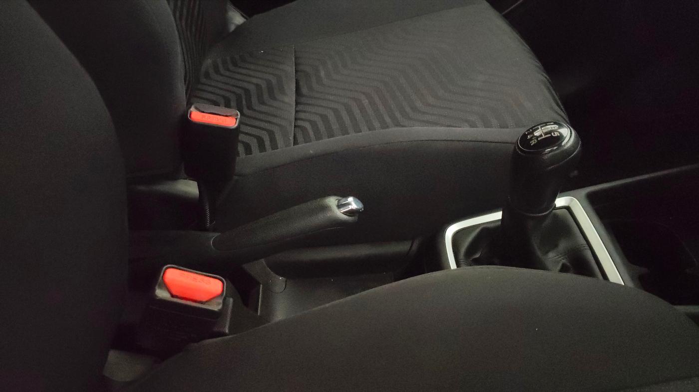 2022 Maruti Swift ZXI PLUS, Petrol, Manual, 19,731 km, Gear Lever
