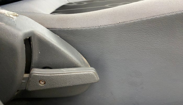 2012 Maruti Alto 800 LXI, Petrol, Manual, 60,998 km, Driver Side Adjustment Panel