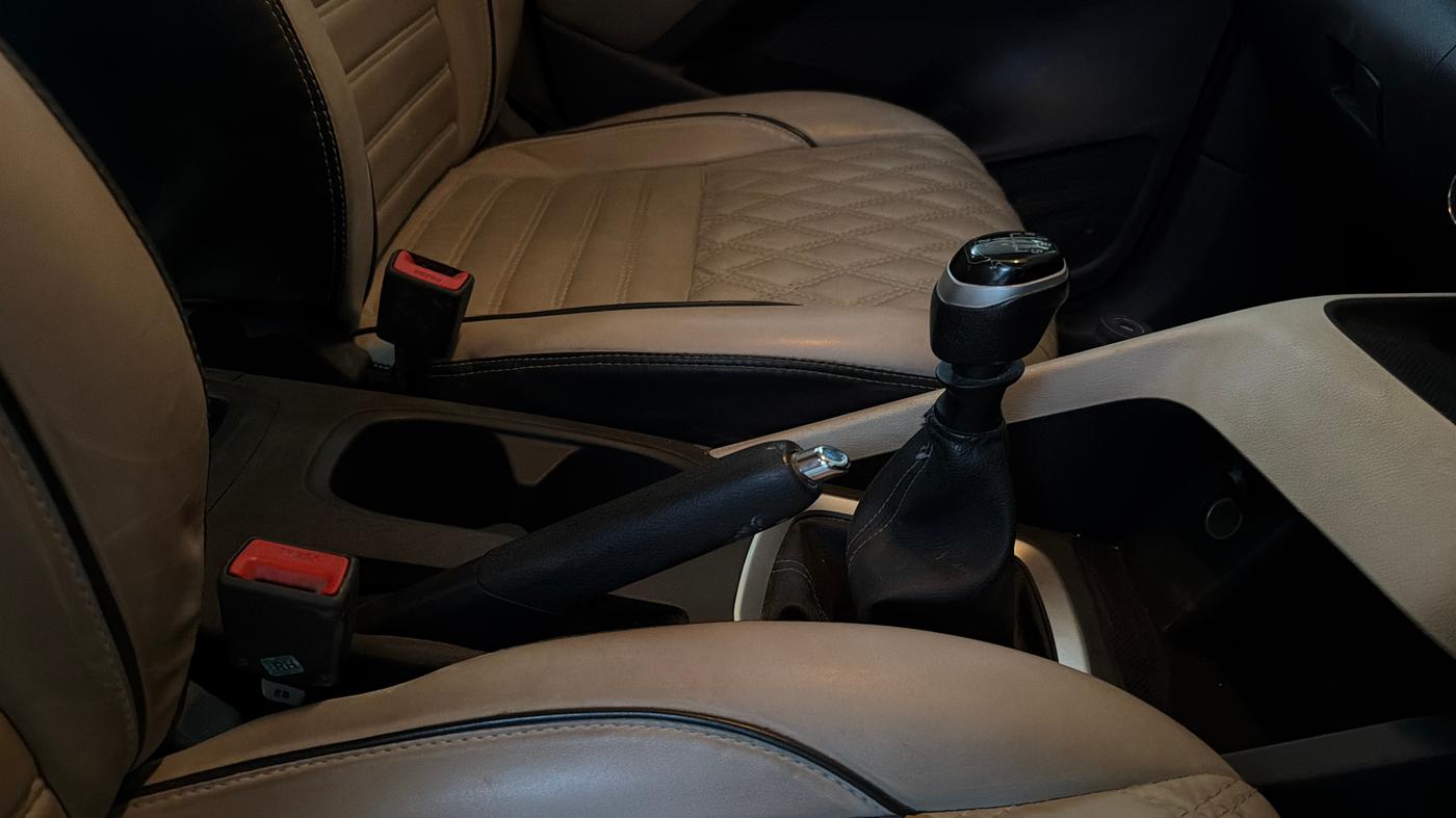 2021 Nissan MAGNITE XL, Petrol, Manual, 48,229 km, Gear Lever