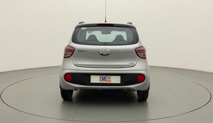 2017 Hyundai Grand i10 SPORTZ (O) 1.2 KAPPA VTVT, Petrol, Manual, 31,018 km, Back/Rear
