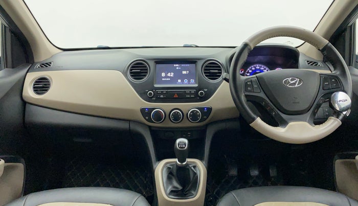 2017 Hyundai Grand i10 SPORTZ (O) 1.2 KAPPA VTVT, Petrol, Manual, 31,018 km, Dashboard