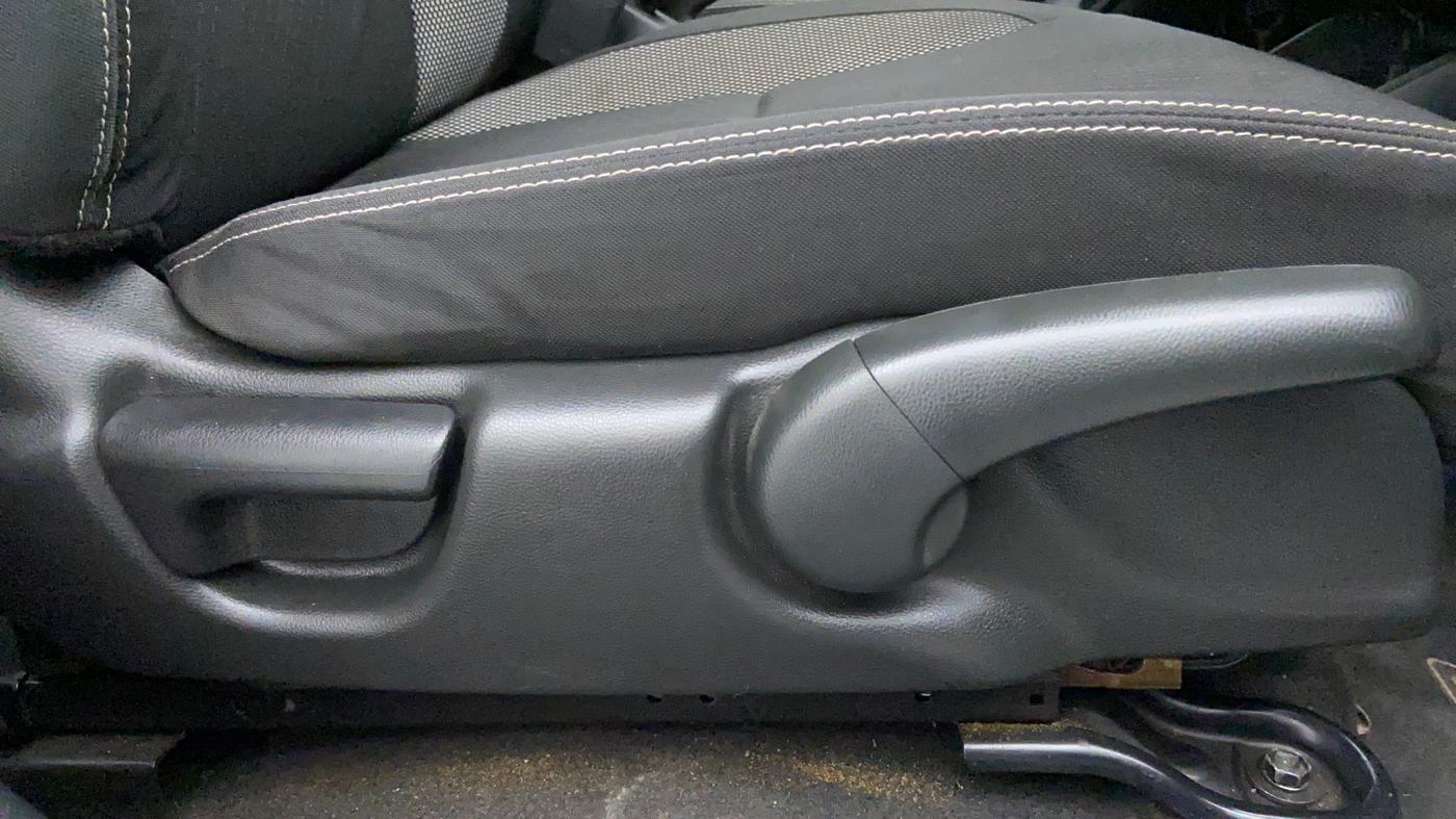 2018 Honda WR-V 1.2 i-VTEC VX MT, Petrol, Manual, 13,215 km, Driver Side Adjustment Panel