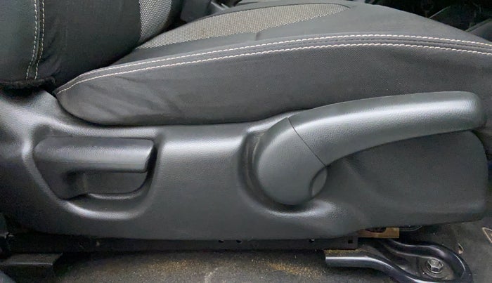 2018 Honda WR-V 1.2 i-VTEC VX MT, Petrol, Manual, 13,215 km, Driver Side Adjustment Panel