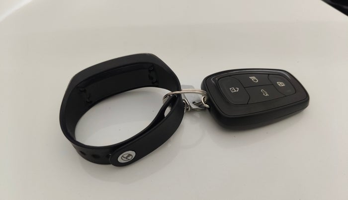 2021 Tata NEXON XZA PLUS PETROL, Petrol, Automatic, 21,016 km, Key Close Up