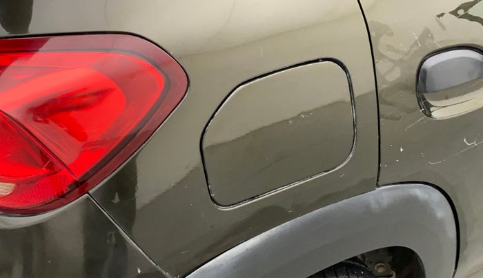2017 Renault Kwid RXT 1.0 AMT (O), CNG, Automatic, 42,954 km, Right quarter panel - Minor scratches