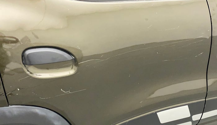 2017 Renault Kwid RXT 1.0 AMT (O), CNG, Automatic, 42,954 km, Right rear door - Minor scratches