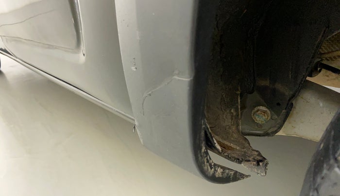 2017 Renault Kwid RXT 1.0 AMT (O), CNG, Automatic, 42,954 km, Left running board - Slight discoloration