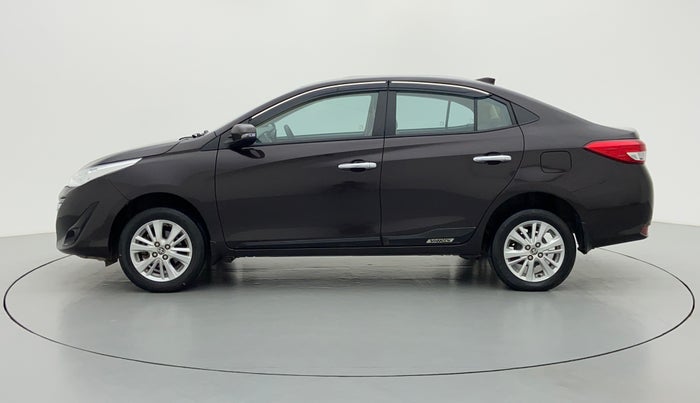 2018 Toyota YARIS V CVT, Petrol, Automatic, 59,938 km, Left Side