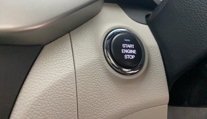 2019 Mahindra XUV300 W8 (O) 1.2 PETROL, Petrol, Manual, 41,851 km, Keyless Start/ Stop Button