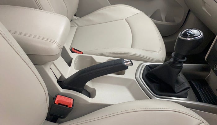 2019 Mahindra XUV300 W8 (O) 1.2 PETROL, Petrol, Manual, 41,851 km, Gear Lever