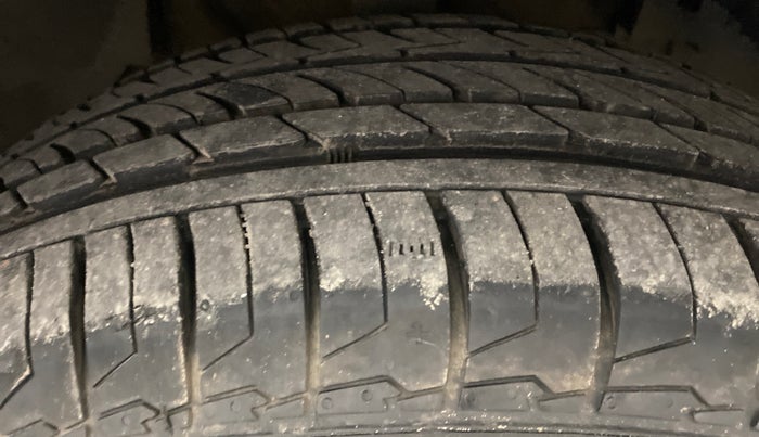 2022 Tata NEXON XZ PLUS DIESEL, Diesel, Manual, 96,471 km, Right Front Tyre Tread