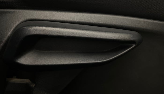 2022 Tata NEXON XZ PLUS DIESEL, Diesel, Manual, 96,471 km, Driver Side Adjustment Panel