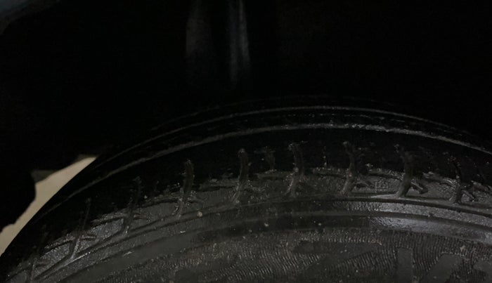 2018 Maruti Baleno DELTA PETROL 1.2, Petrol, Manual, 52,863 km, Right Rear Tyre Tread