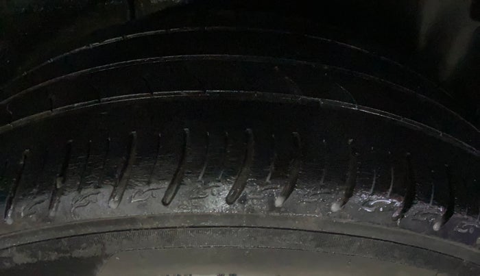 2021 Tata ALTROZ XM PLUS PETROL, Petrol, Manual, 51,174 km, Left Rear Tyre Tread