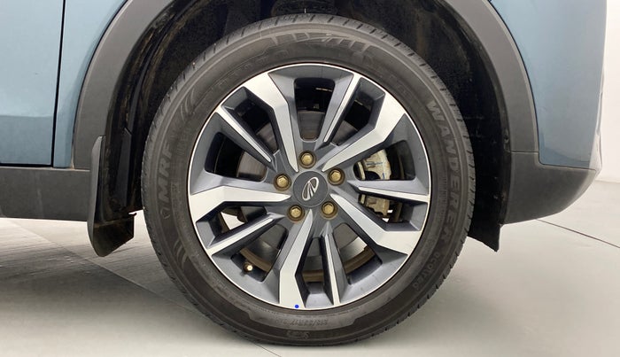 2021 Mahindra XUV300 W8(O), Diesel, Manual, 15,738 km, Right Front Wheel