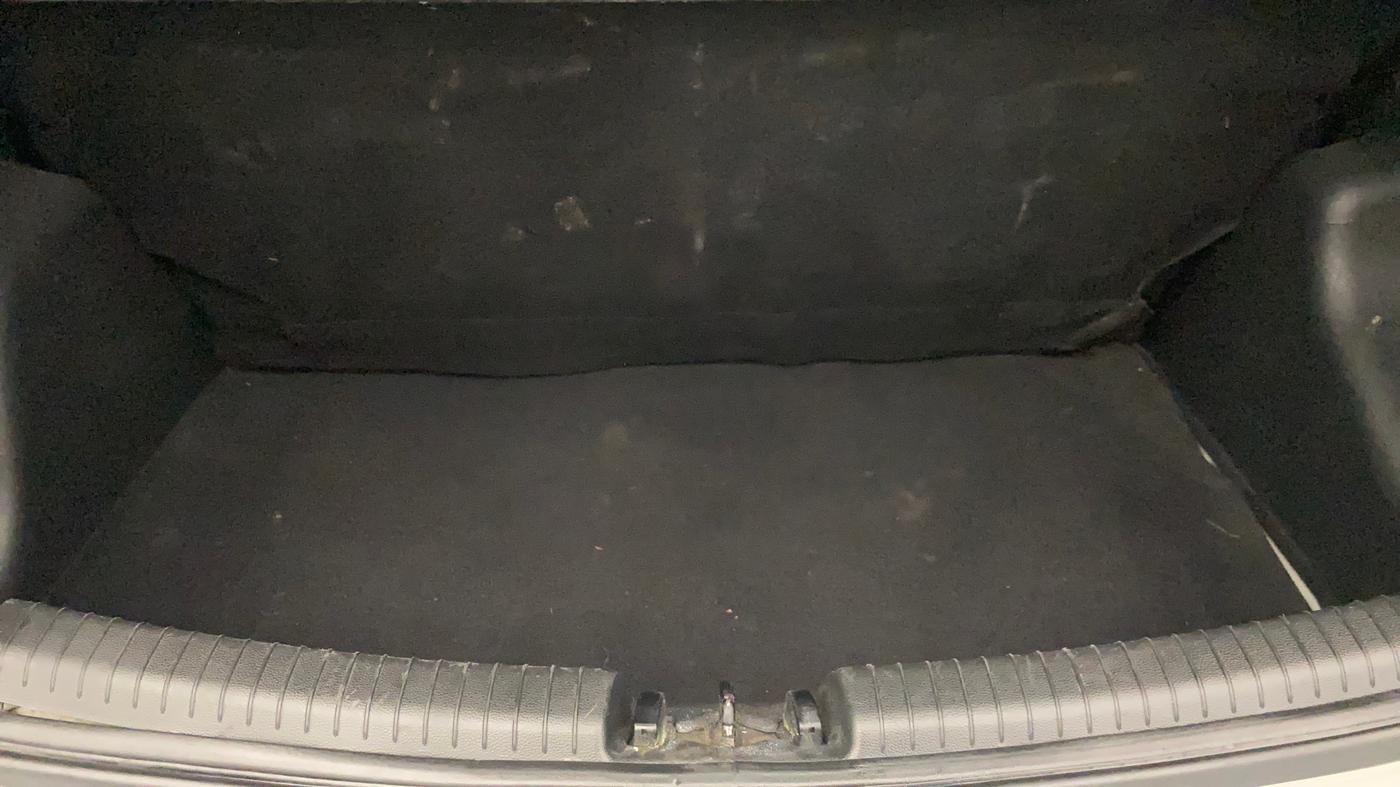 2018 Hyundai Grand i10 MAGNA 1.2 KAPPA VTVT, Petrol, Manual, 62,142 km, Boot Inside