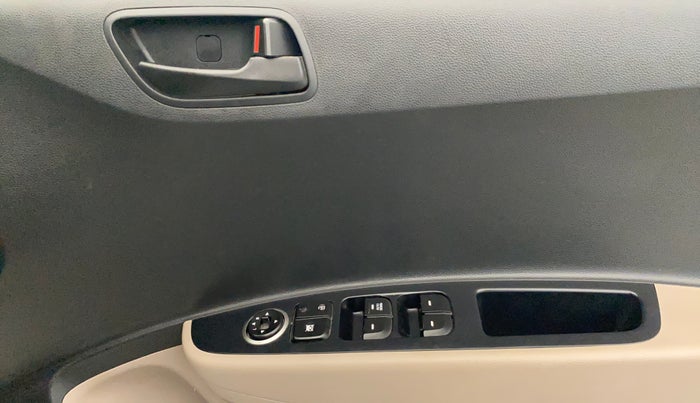 2018 Hyundai Grand i10 MAGNA 1.2 KAPPA VTVT, Petrol, Manual, 62,142 km, Driver Side Door Panels Control