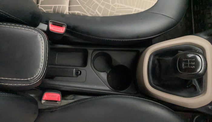 2018 Hyundai Grand i10 MAGNA 1.2 KAPPA VTVT, Petrol, Manual, 62,142 km, Gear Lever