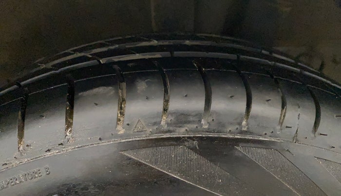 2018 Hyundai Grand i10 MAGNA 1.2 KAPPA VTVT, Petrol, Manual, 62,142 km, Left Rear Tyre Tread