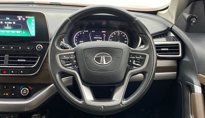 2020 Tata Harrier XZ +, Diesel, Manual, 46,510 km, Steering Wheel Close Up