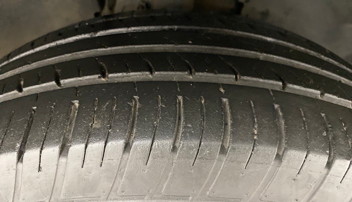 2020 Tata Harrier XZ +, Diesel, Manual, 46,510 km, Right Front Tyre Tread