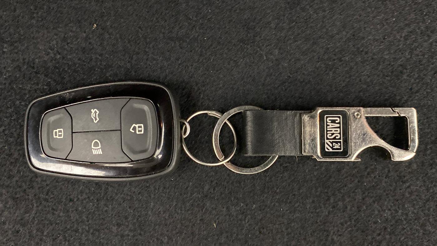 2020 Tata Harrier XZ +, Diesel, Manual, 46,510 km, Key Close Up