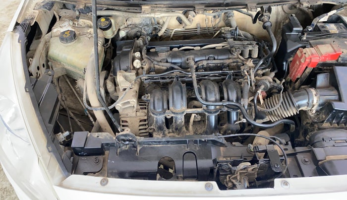 2015 Ford Figo Aspire TREND 1.2 PETROL, Petrol, Manual, 99,364 km, Engine View - Right