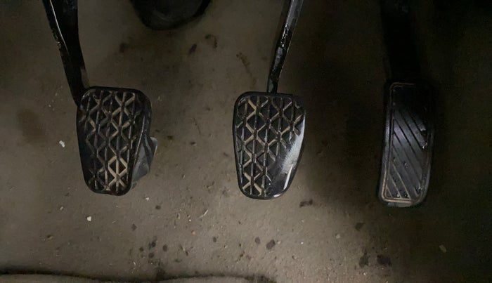 2015 Ford Figo Aspire TREND 1.2 PETROL, Petrol, Manual, 99,364 km, Pedals