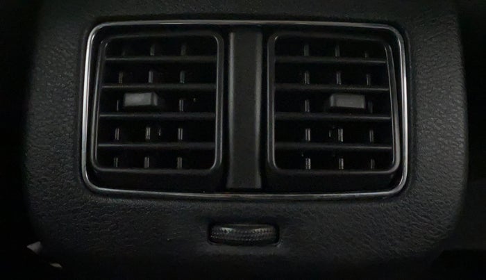 2022 Nissan MAGNITE XV PREMIUM TURBO CVT, Petrol, Automatic, 14,382 km, Rear AC Vents