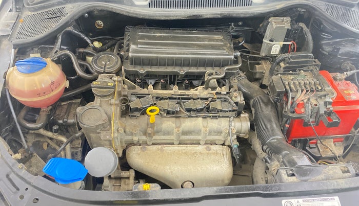 2014 Skoda Rapid ELEGANCE 1.6 MPI MT, Petrol, Manual, 80,416 km, Engine View - Right