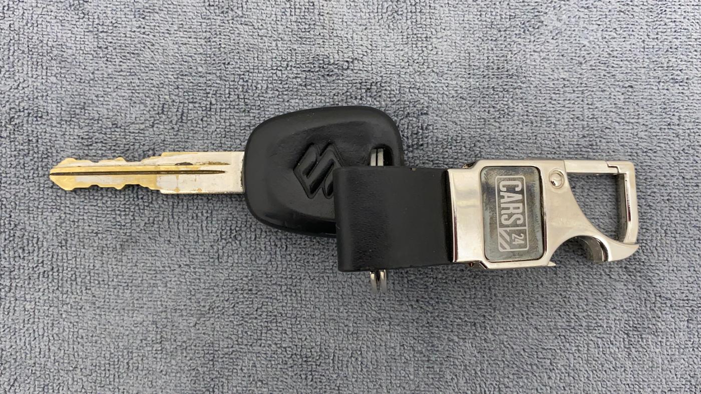2019 Maruti Baleno SIGMA PETROL 1.2, Petrol, Manual, 32,894 km, Key Close Up