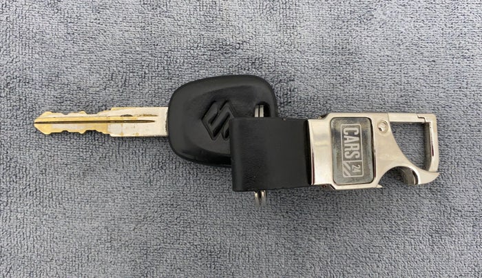 2019 Maruti Baleno SIGMA PETROL 1.2, Petrol, Manual, 32,894 km, Key Close Up