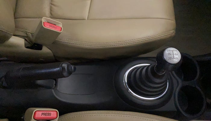 2015 Honda Amaze 1.2L I-VTEC SX, Petrol, Manual, 69,588 km, Gear Lever