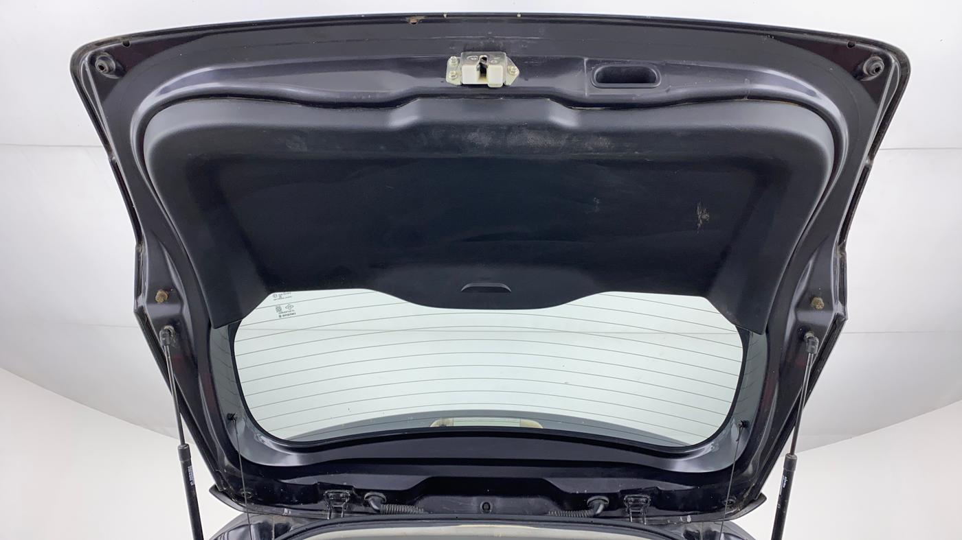 2018 Maruti Vitara Brezza ZDI, Diesel, Manual, 39,696 km, Boot Door Open