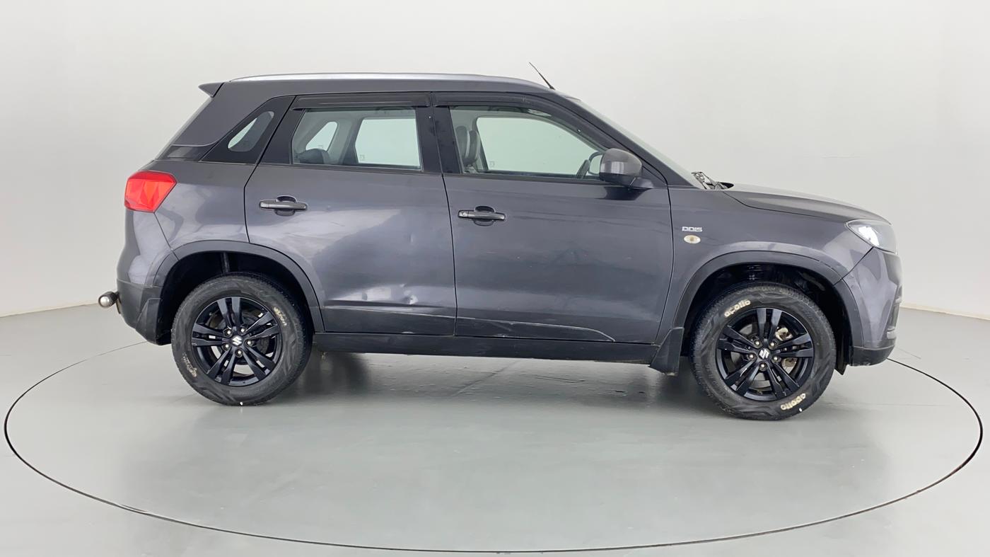 2018 Maruti Vitara Brezza ZDI, Diesel, Manual, 39,696 km, Right Side View