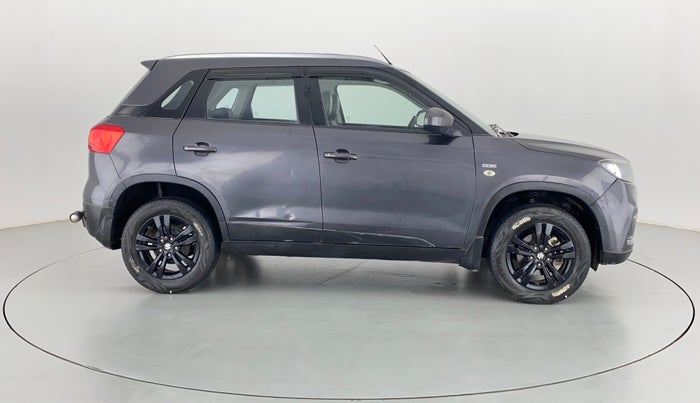 2018 Maruti Vitara Brezza ZDI, Diesel, Manual, 39,696 km, Right Side View