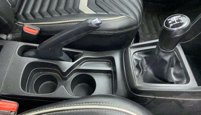 2018 Maruti Vitara Brezza ZDI, Diesel, Manual, 39,696 km, Gear Lever
