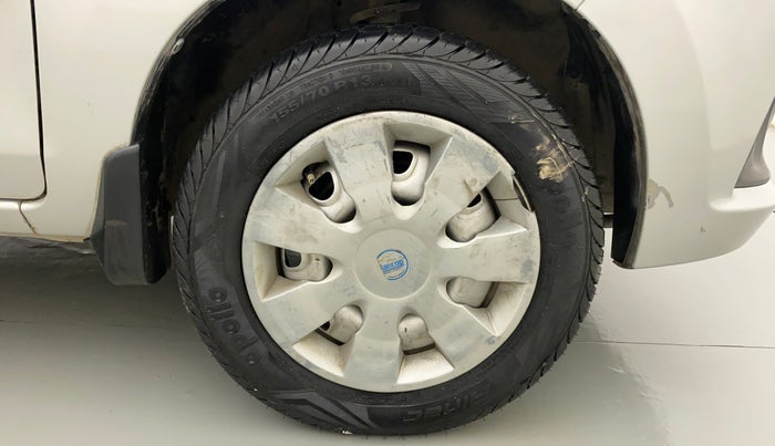 2015 Maruti Alto K10 LXI, CNG, Manual, 71,606 km, Right Front Wheel