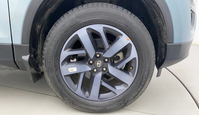 2022 Tata Safari XZ PLUS ADVENTURE 7STR, Diesel, Manual, 35,186 km, Right Front Wheel
