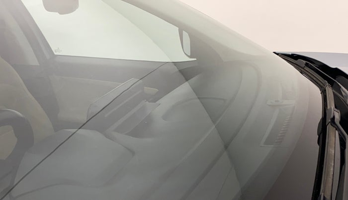 2022 Tata Safari XZ PLUS ADVENTURE 7STR, Diesel, Manual, 35,186 km, Front windshield - Minor spot on windshield