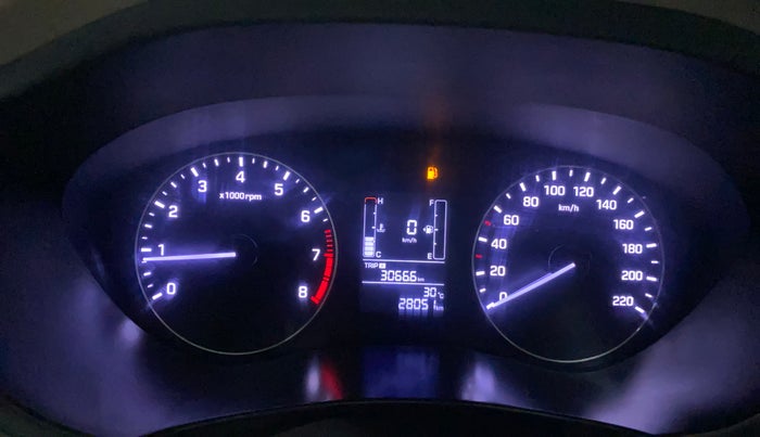 2016 Hyundai Elite i20 MAGNA 1.2, Petrol, Manual, 28,049 km, Odometer Image