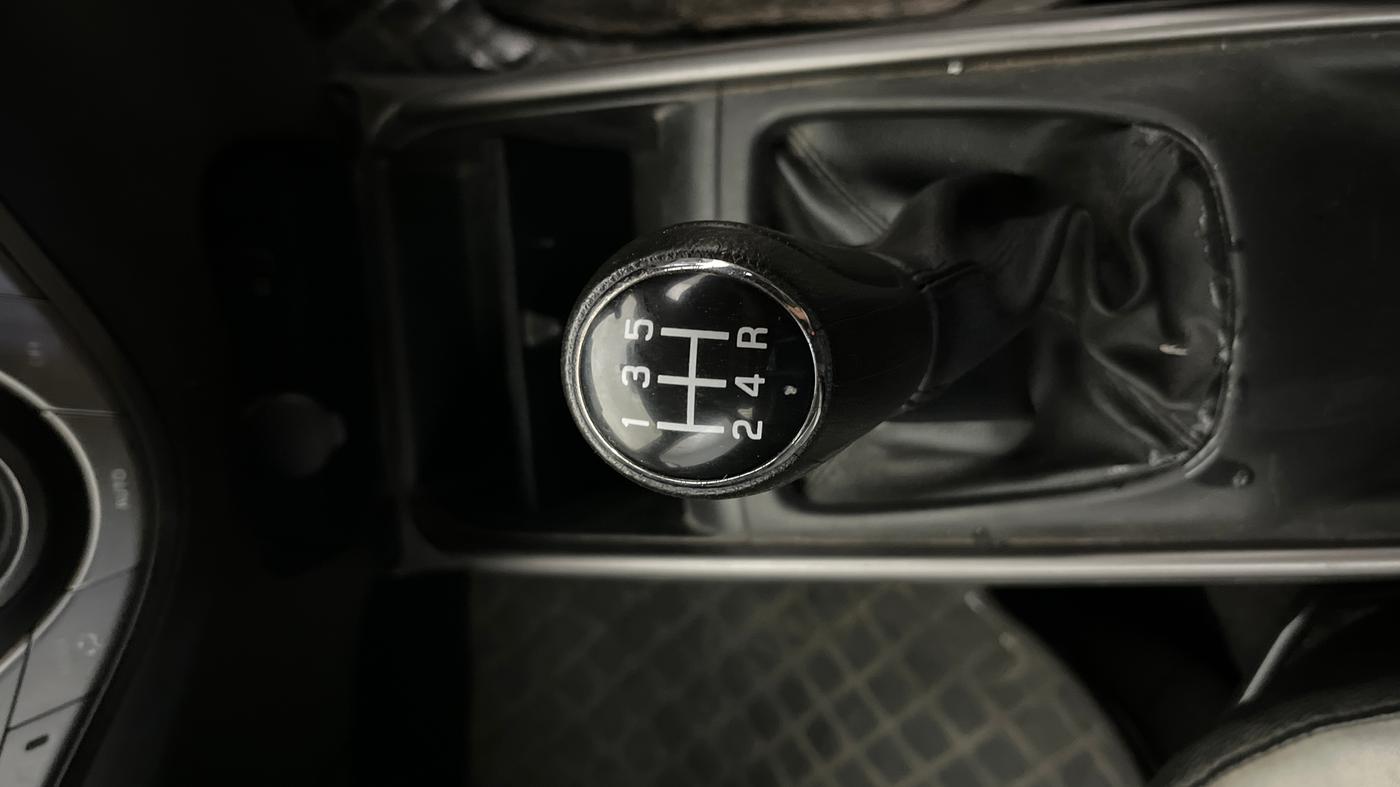 2020 Maruti Baleno DELTA PETROL 1.2, Petrol, Manual, 83,938 km, Gear Lever
