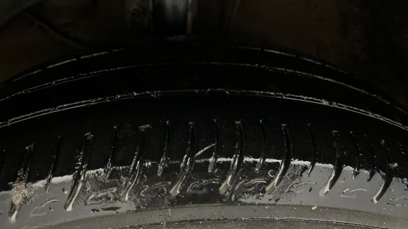 2020 Maruti Baleno DELTA PETROL 1.2, Petrol, Manual, 83,938 km, Left Front Tyre Tread