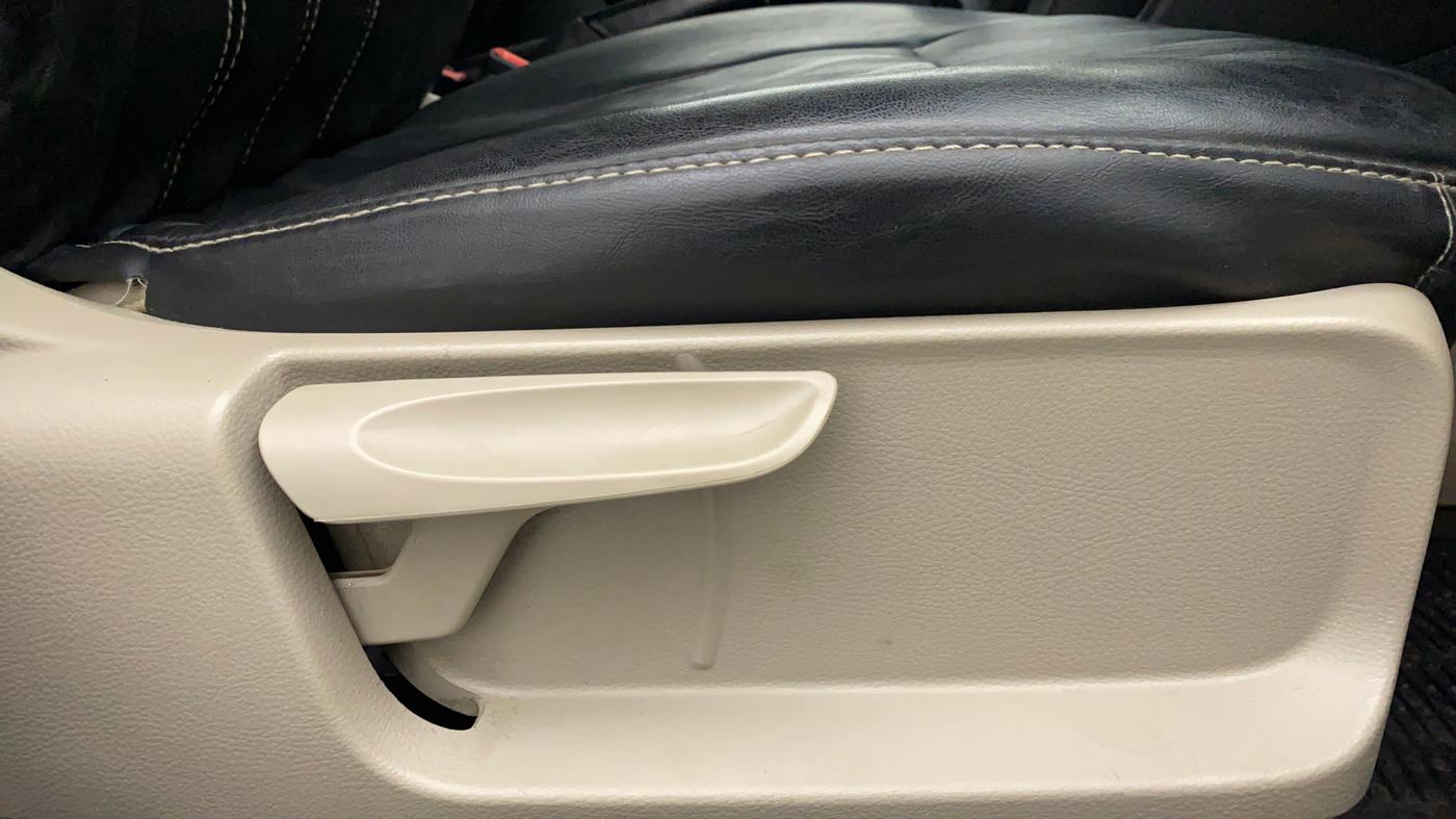 2013 Volkswagen Polo HIGHLINE1.2L PETROL, Petrol, Manual, 39,709 km, Driver Side Adjustment Panel
