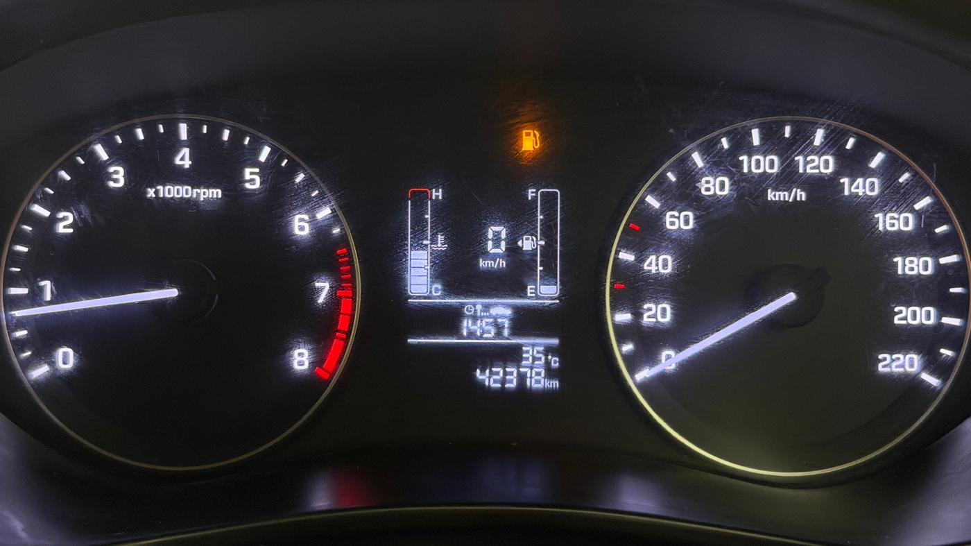 2016 Hyundai Elite i20 SPORTZ 1.2, Petrol, Manual, 42,373 km, Odometer Image