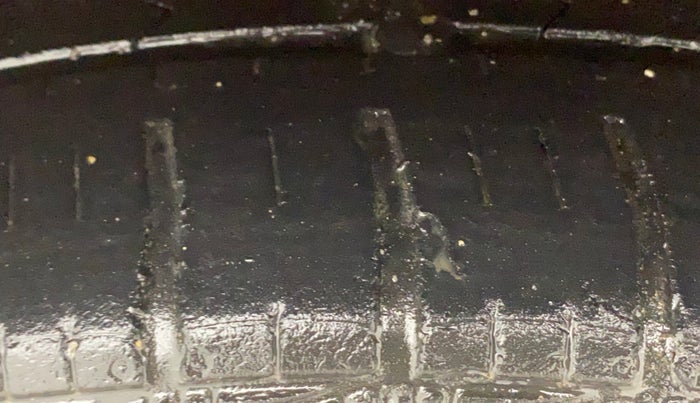 2019 Hyundai Grand i10 SPORTZ 1.2 KAPPA VTVT, Petrol, Manual, 43,697 km, Right Rear Tyre Tread