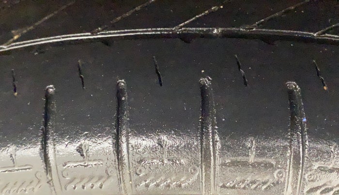 2019 Hyundai Grand i10 SPORTZ 1.2 KAPPA VTVT, Petrol, Manual, 43,697 km, Left Rear Tyre Tread