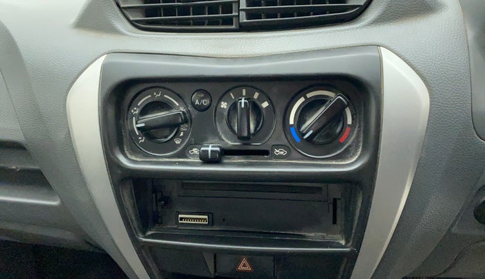 2013 Maruti Alto 800 LXI, Petrol, Manual, 47,582 km, AC Unit - Directional switch has minor damage