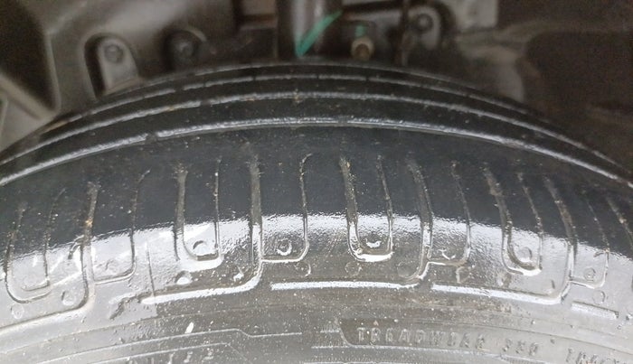 2014 Ford Ecosport TREND 1.5L PETROL, Petrol, Manual, 80,266 km, Left Front Tyre Tread