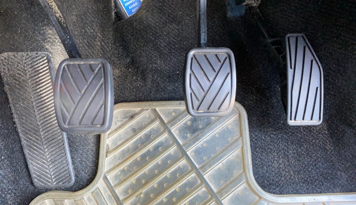 2017 Maruti Baleno ZETA PETROL 1.2, Petrol, Manual, 29,693 km, Pedals